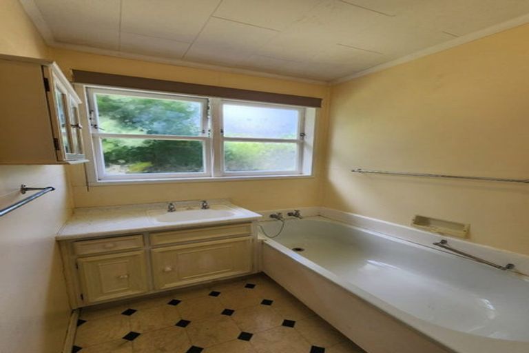 Photo of property in 3 Nola Avenue, Raumati Beach, Paraparaumu, 5032