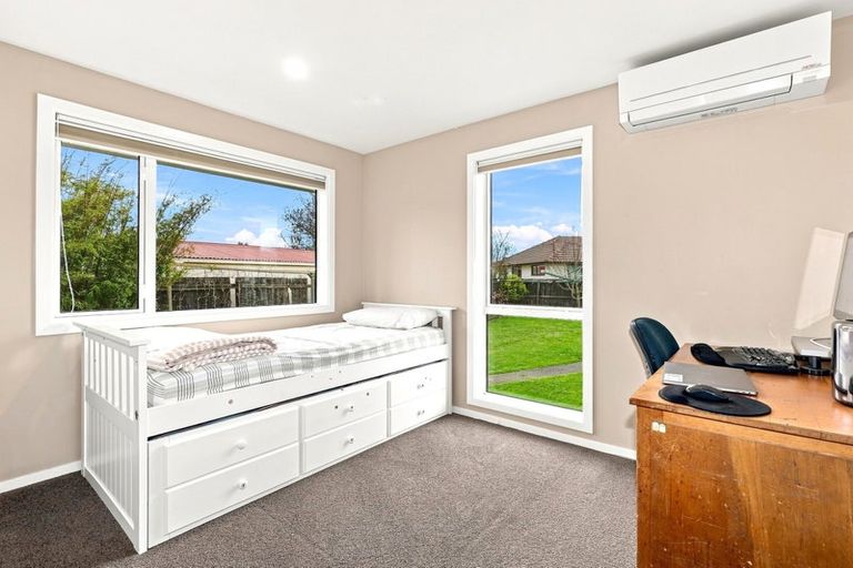 Photo of property in 68 Oakhampton Street, Hornby, Christchurch, 8042