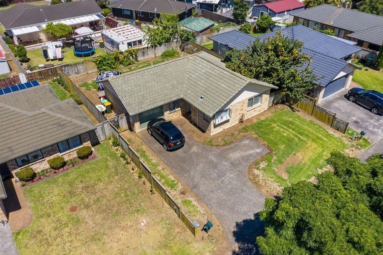 Photo of property in 48 Montilla Place, Manurewa, Auckland, 2102