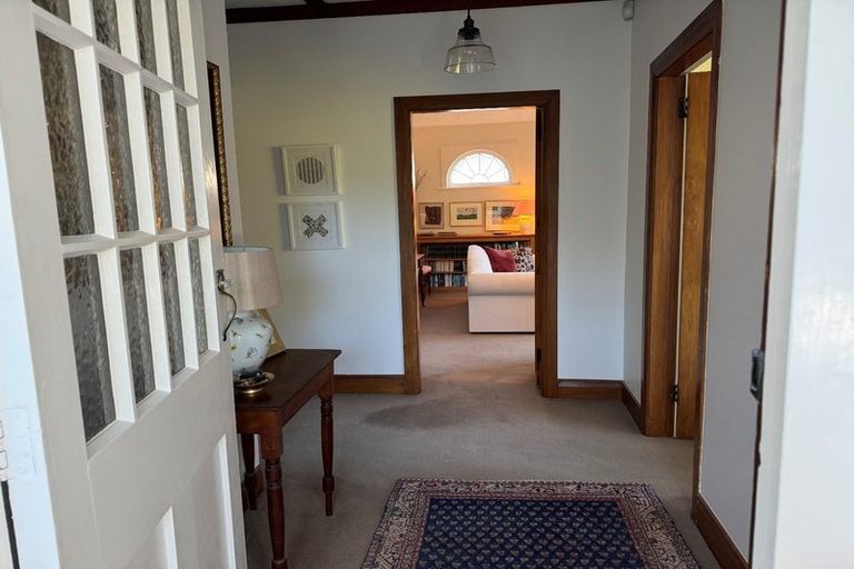 Photo of property in 8 Newcombe Crescent, Karori, Wellington, 6012