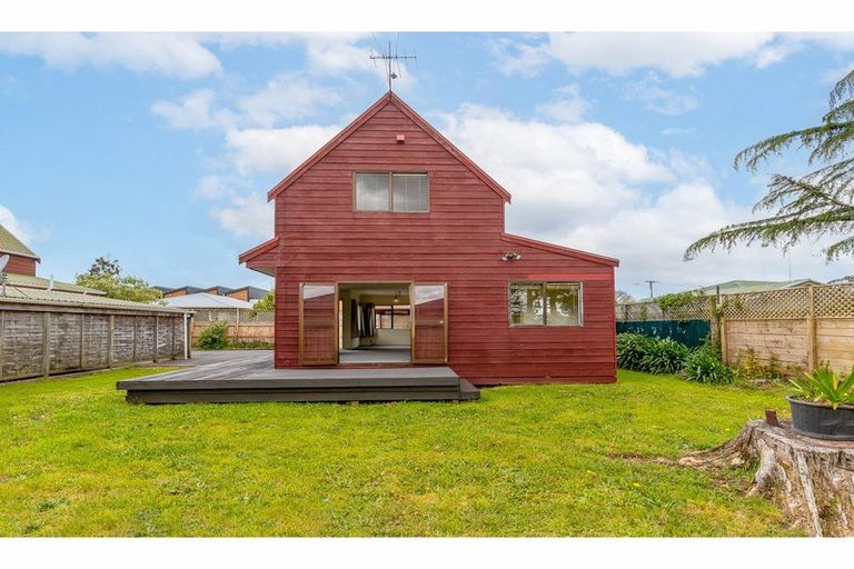 Photo of property in 3/54 Swanson Road, Henderson, Auckland, 0610