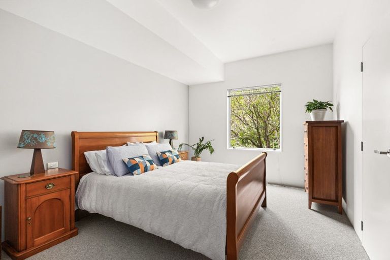 Photo of property in 27a Hikanui Drive, Havelock North, 4130