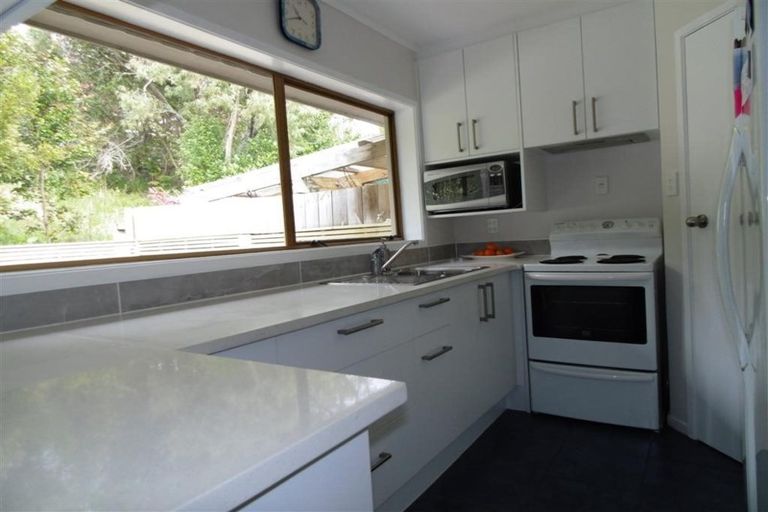 Photo of property in 1/100 Stredwick Drive, Torbay, Auckland, 0630