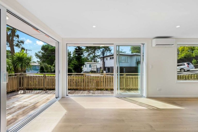 Photo of property in 6a Alston Avenue, Kelston, Auckland, 0602