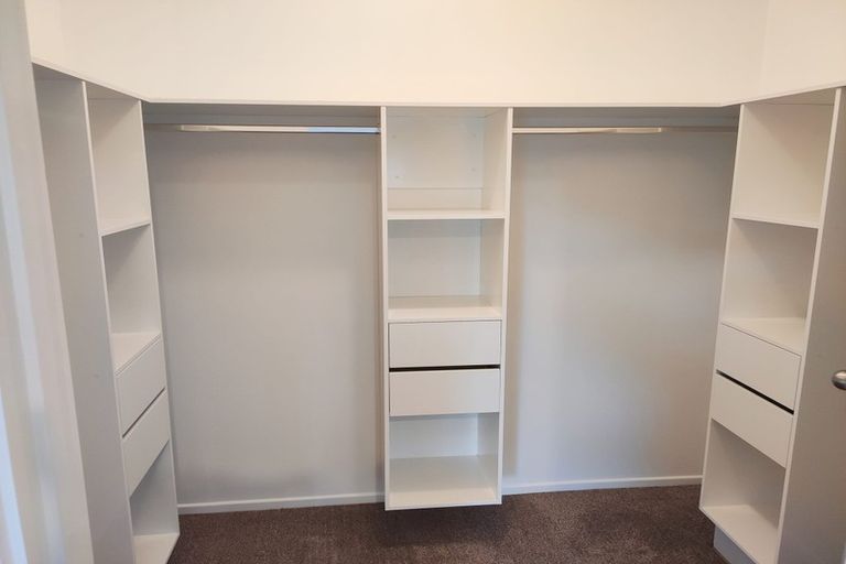 Photo of property in 12 Colwill Road, Massey, Auckland, 0614