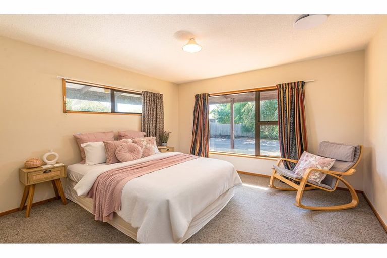 Photo of property in 381 Harewood Road, Bishopdale, Christchurch, 8053