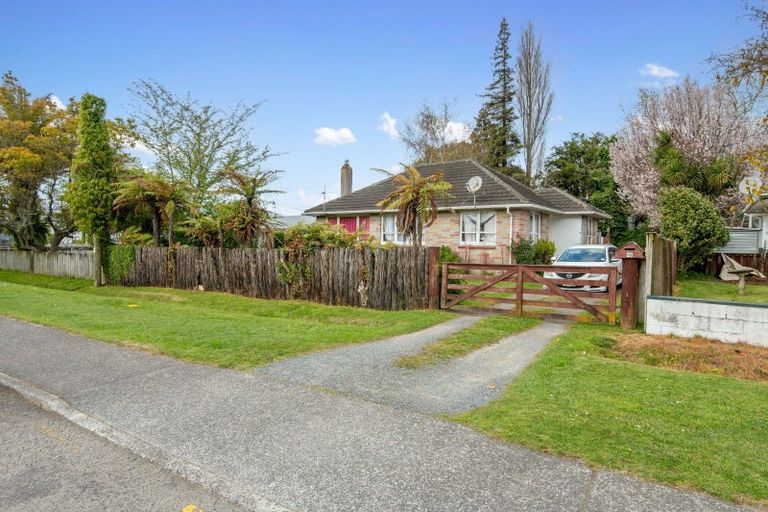 Photo of property in 20 Bell Road, Western Heights, Rotorua, 3015