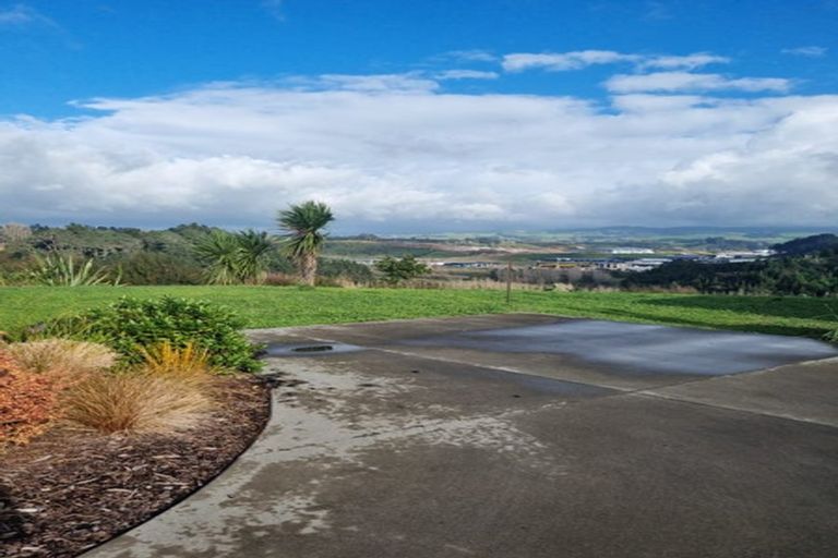 Photo of property in 29 Blacklock Road, Pyes Pa, Tauranga, 3112