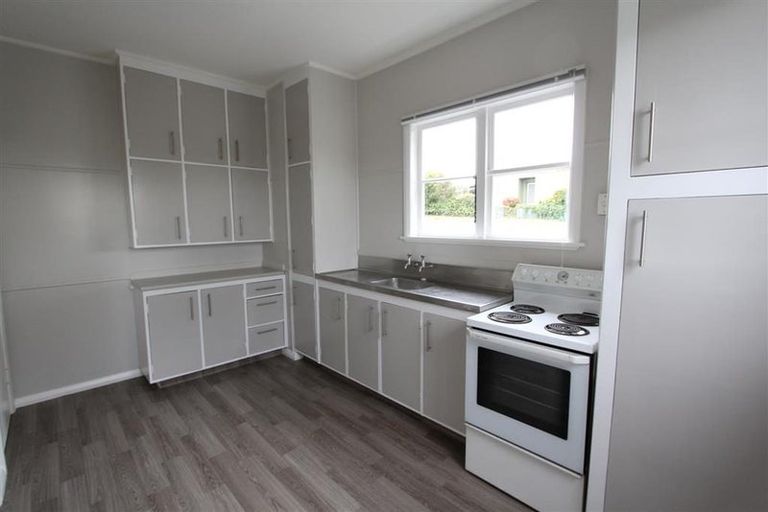 Photo of property in 112 Forest Lake Road, Forest Lake, Hamilton, 3200