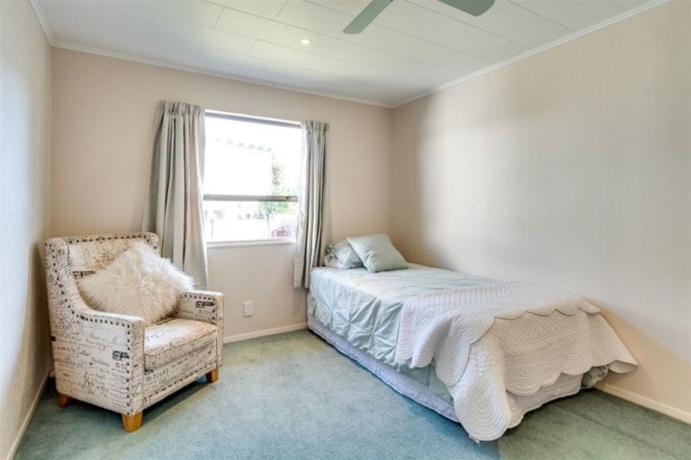 Photo of property in 58 Le Quesne Road, Bay View, Napier, 4104