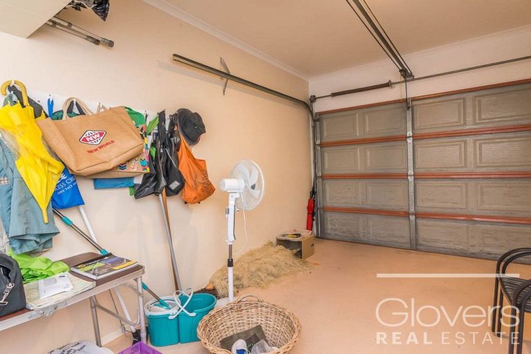 Photo of property in Tuscany Towers, 11/1 Ambrico Place, New Lynn, Auckland, 0600