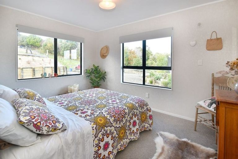 Photo of property in 75 Pipitiwai Drive, Helensville, Kaukapakapa, 0871