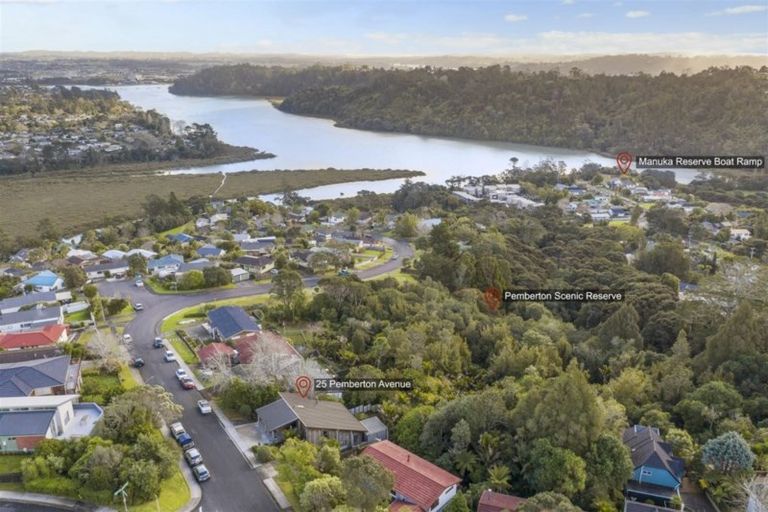 Photo of property in 25 Pemberton Avenue, Bayview, Auckland, 0629