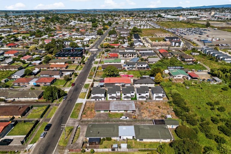 Photo of property in 16 Berwyn Avenue, Takanini, 2112