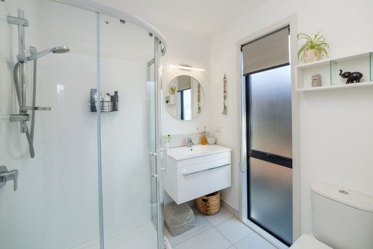 Photo of property in 31 Mcmaster Street, Greytown, 5712