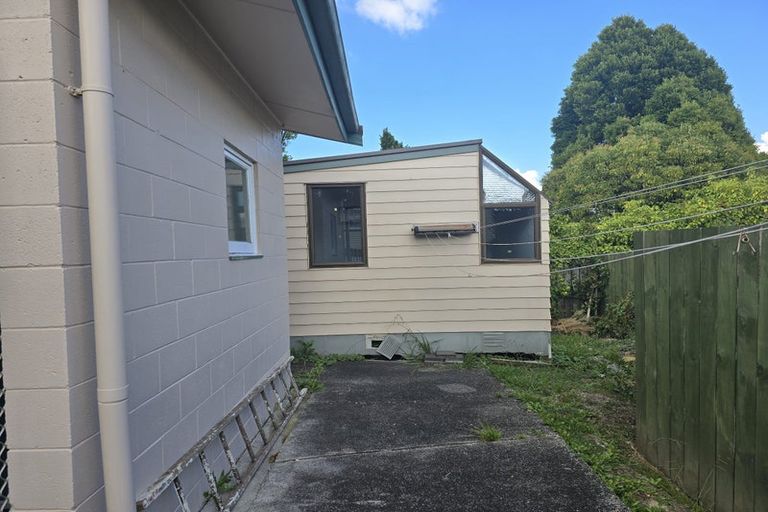 Photo of property in 62 College Road, Northcote, Auckland, 0627