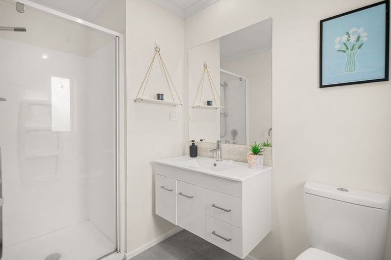 Photo of property in 1 Te Wharo Drive, Papamoa, 3118