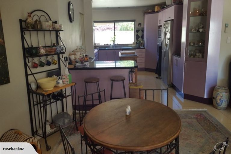 Photo of property in 102 York Avenue, Greenmeadows, Napier, 4112