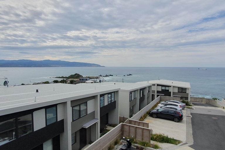 Photo of property in 52 High Street, Island Bay, Wellington, 6023