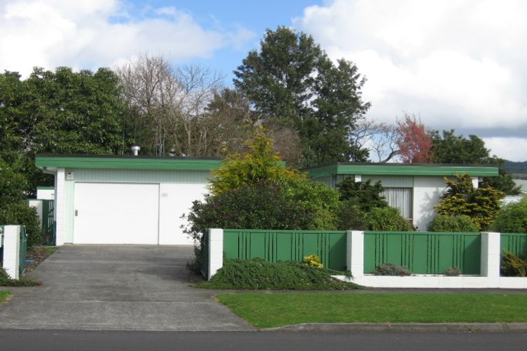 Photo of property in 24 Carlton Crescent, Te Kamo, Whangarei, 0112