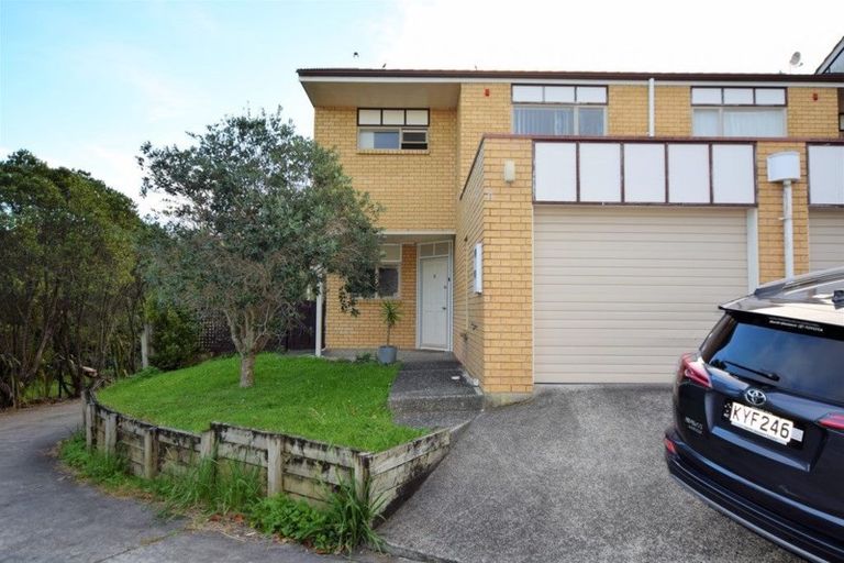 Photo of property in 1/17 Charlenne Close, Ranui, Auckland, 0612