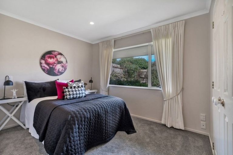 Photo of property in 8 Glencullen Place, Dannemora, Auckland, 2016