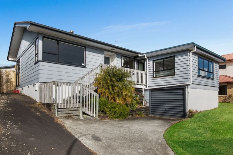 Photo of property in 23 Sheralee Place, Bucklands Beach, Auckland, 2014