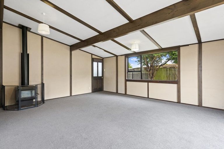 Photo of property in 7 Laredo Grove, Totara Park, Upper Hutt, 5018