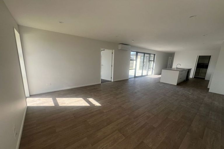 Photo of property in 9 Ivan Mauger Place, Rolleston, 7615