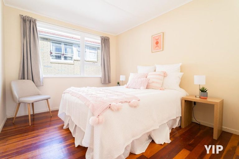 Photo of property in 19 Mahinawa Street, Takapuwahia, Porirua, 5022