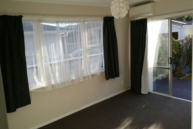Photo of property in 53 Connolly Street, Boulcott, Lower Hutt, 5010