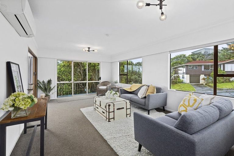 Photo of property in 15 Truro Road, Camborne, Porirua, 5026