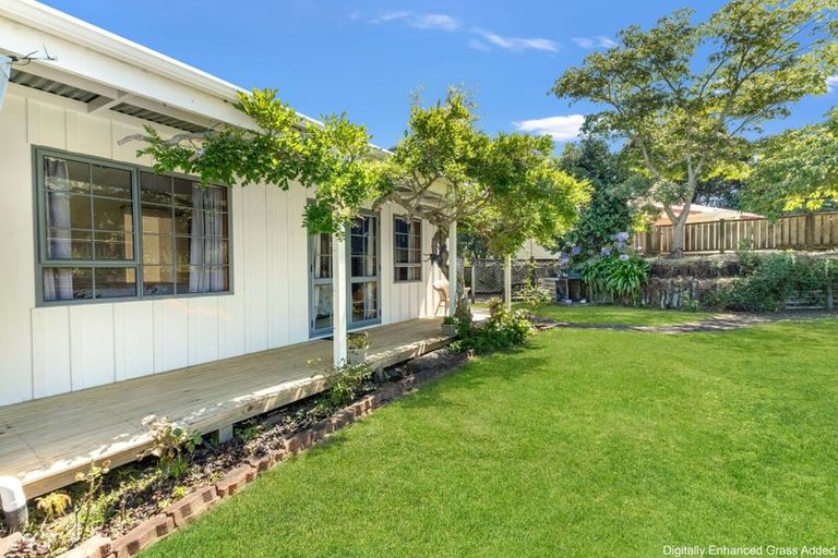 Photo of property in 47 Wallath Road, Westown, New Plymouth, 4310