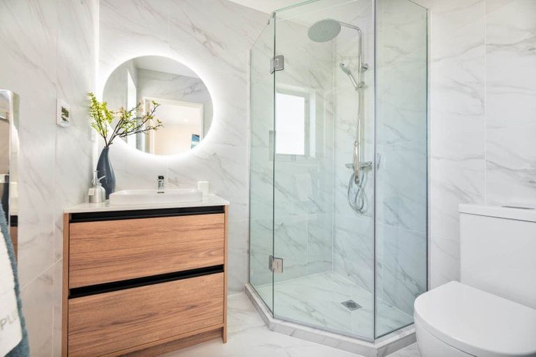 Photo of property in 150a Moire Road, West Harbour, Auckland, 0618