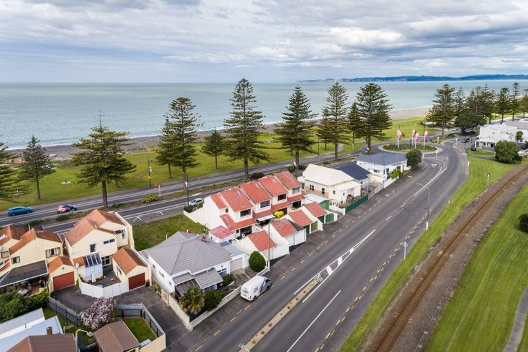 Photo of property in 511 Marine Parade, Napier South, Napier, 4110