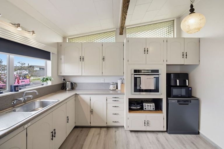 Photo of property in 63 Lanark Crescent, Tamatea, Napier, 4112