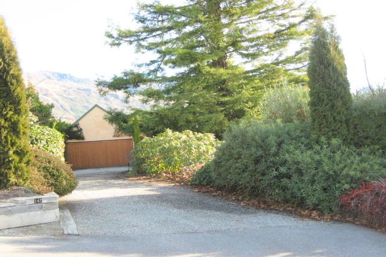 Photo of property in 147 Stone Street, Wanaka, 9305