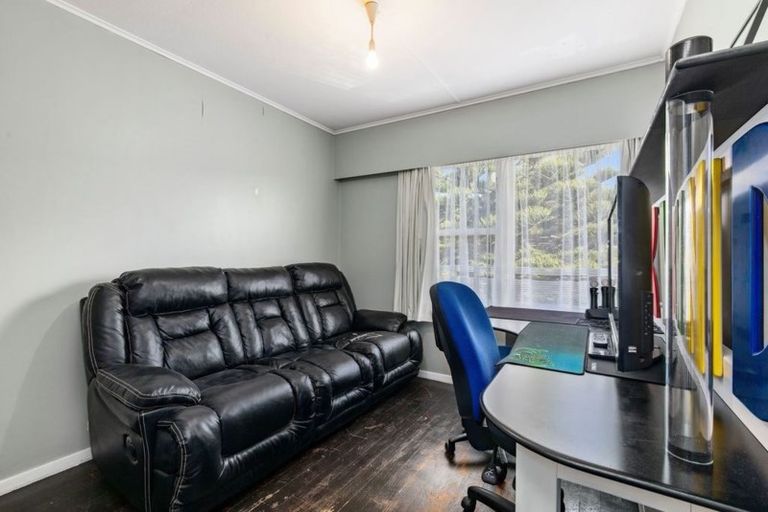 Photo of property in 71 Coast Road, Wainuiomata, Lower Hutt, 5014