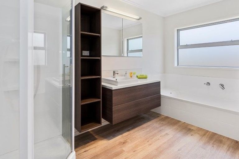 Photo of property in 33 Siemonek Rise, Bethlehem, Tauranga, 3110