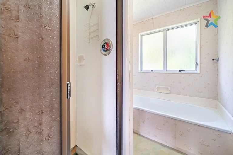 Photo of property in 178b Major Drive, Kelson, Lower Hutt, 5010