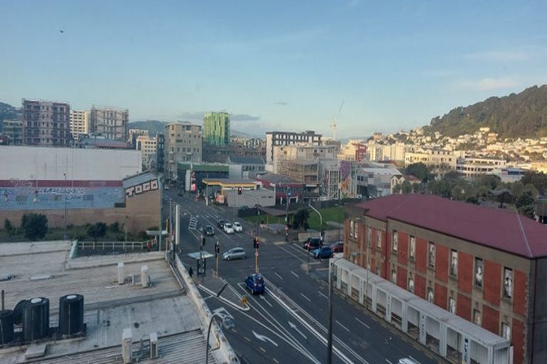Photo of property in Cube Apartments, 5i/242 Taranaki Street, Mount Cook, Wellington, 6011