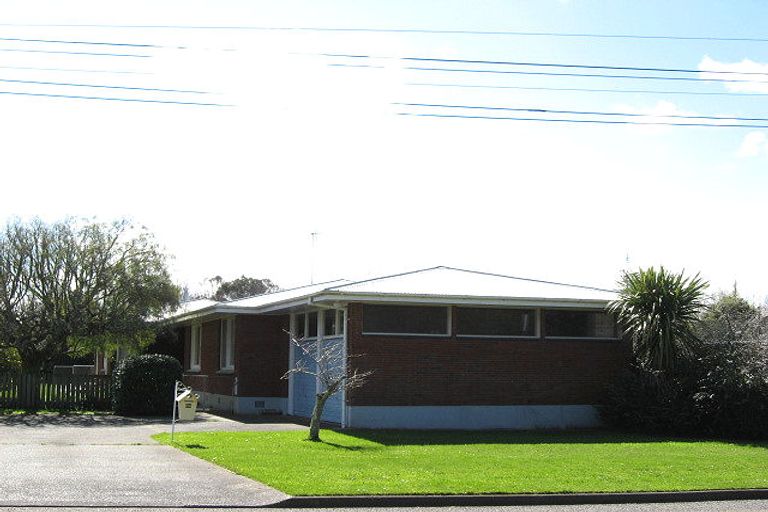 Photo of property in 34 Milne Street, Marton, 4710
