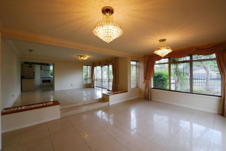 Photo of property in 28 Phoenicia Court, The Gardens, Auckland, 2105