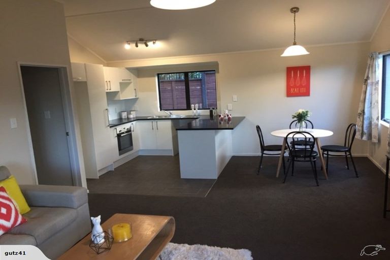 Photo of property in 5/10 Glen Road, Ranui, Auckland, 0612