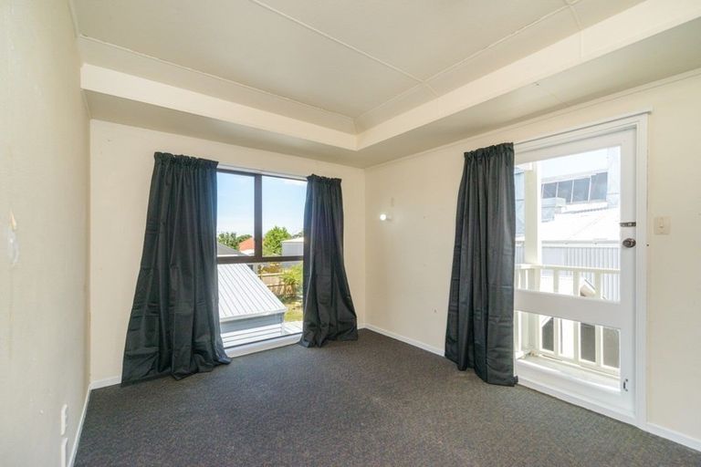Photo of property in 8b Tyne Street, Roslyn, Palmerston North, 4414
