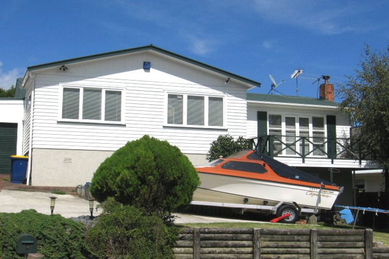 Photo of property in 3 Hague Place, Birkenhead, Auckland, 0626