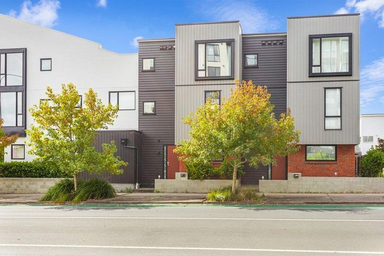 Photo of property in 74 Squadron Drive, Hobsonville, Auckland, 0616