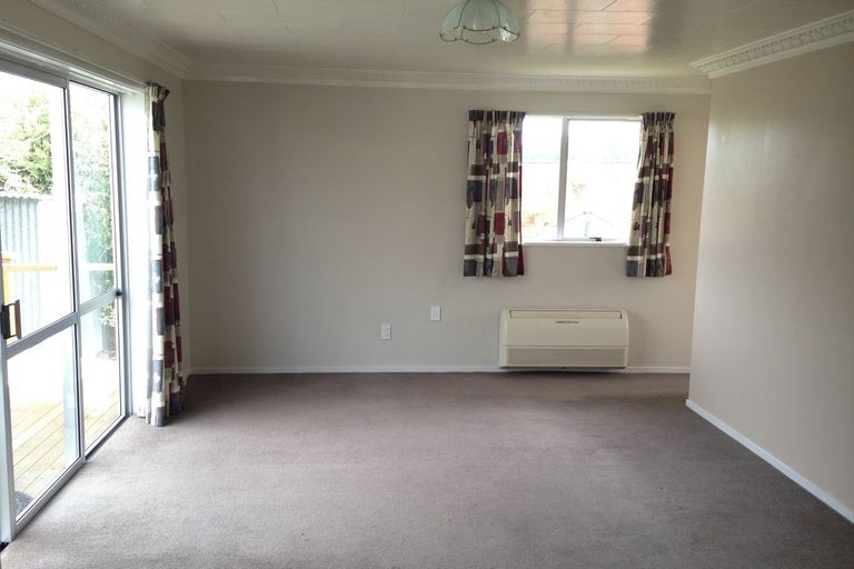 Photo of property in 80c Argyle Street, Mosgiel, 9024
