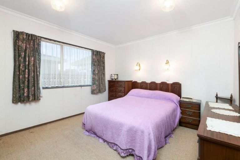 Photo of property in 98 Edgecumbe Road, Tauranga, 3110