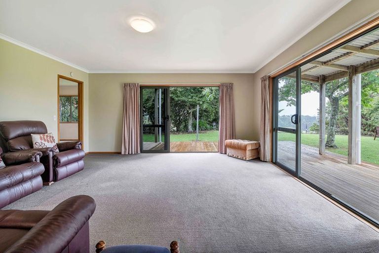 Photo of property in 282 Smart Road, Hillsborough, New Plymouth, 4372